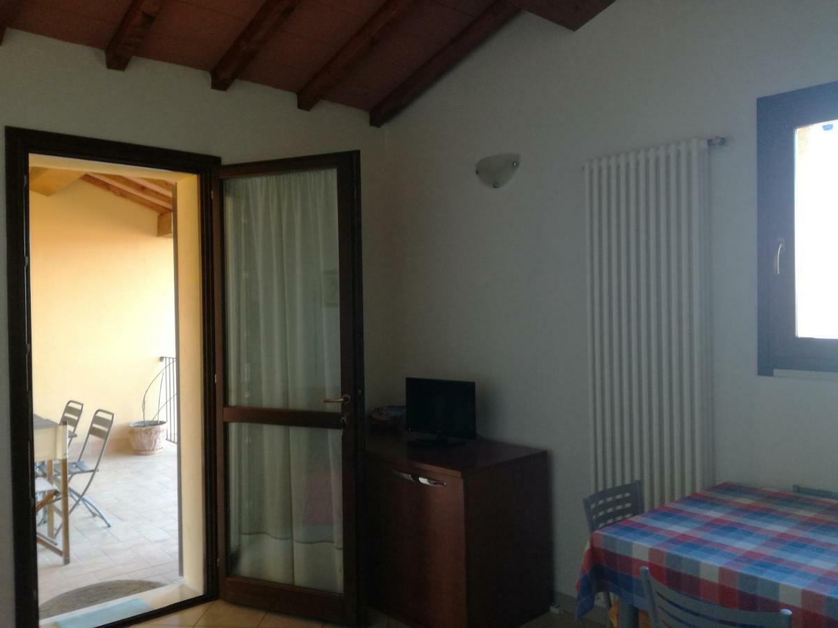 Finestra Della Val D'Orcia Apartamento Contignano Exterior foto